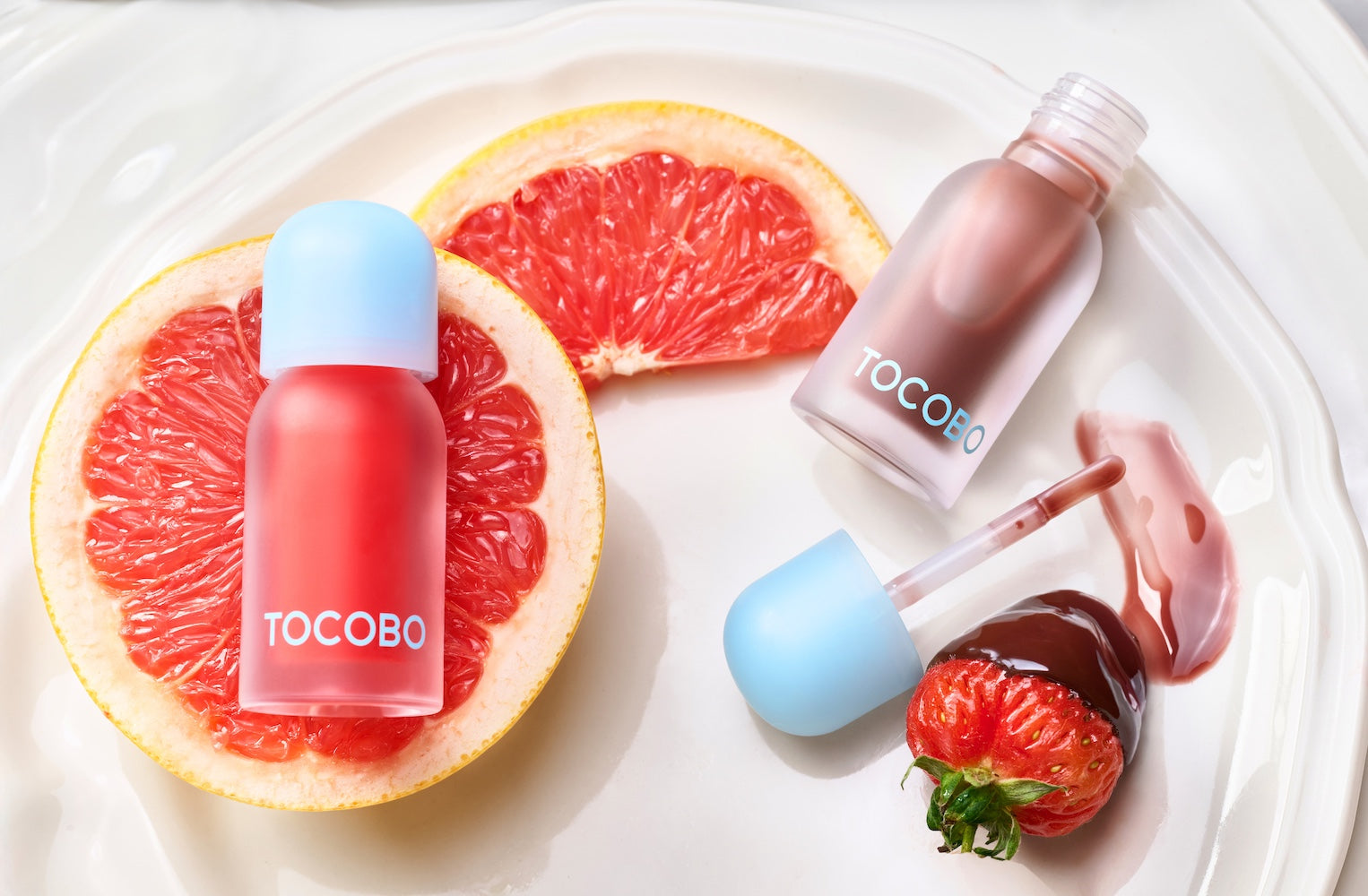 TOCOBO Juicy Berry Plumping Lip Oil 01 Chill Red 4g K-beauty lip product product image