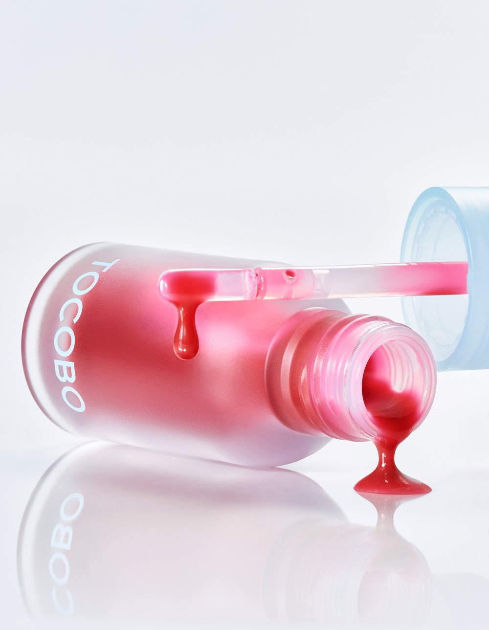 TOCOBO Juicy Berry Plumping Lip Oil 01 Chill Red 4g K-beauty lip product product image