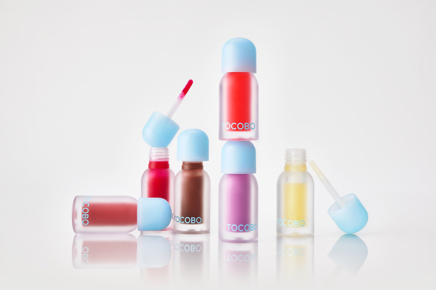 TOCOBO Juicy Berry Plumping Lip Oil 01 Chill Red 4g K-beauty lip product product image
