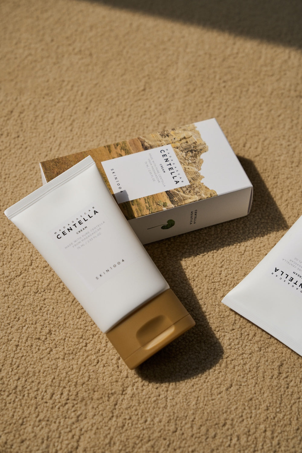 Cream jar box side panel with barcode
