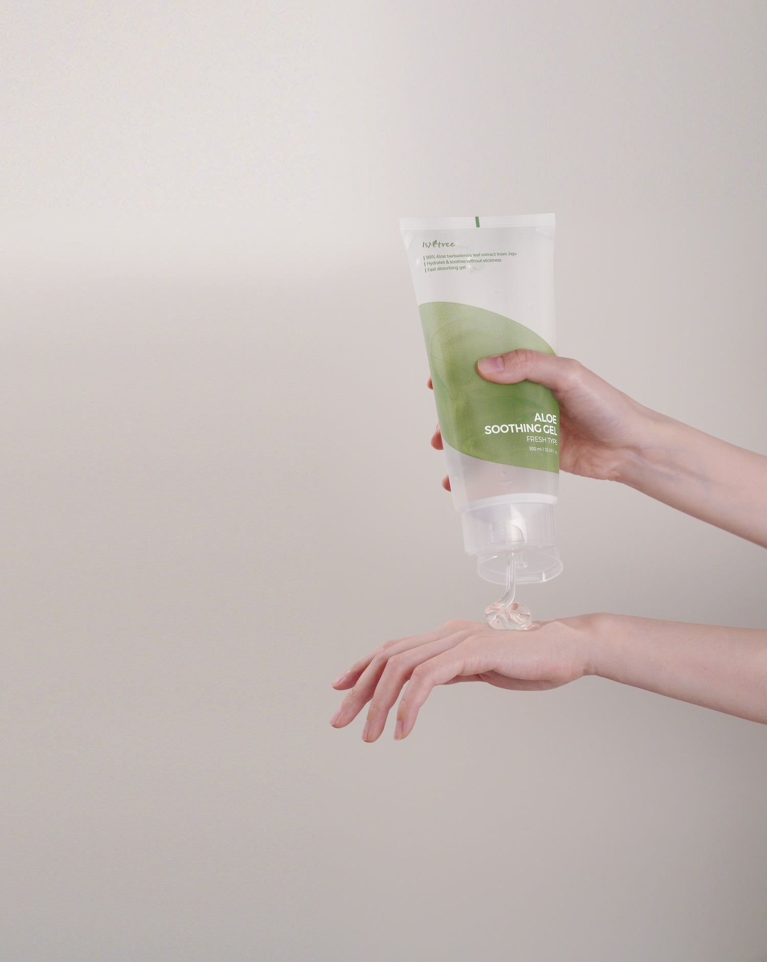 Isntree Aloe Soothing Gel Fresh Type 300ml Korean moisturizer product image