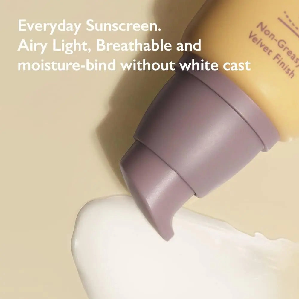 Haruharu Wonder Black Rice Moisture Airyfit Daily Sunscreen SPF50+/PA++++ Haruharu Wonder