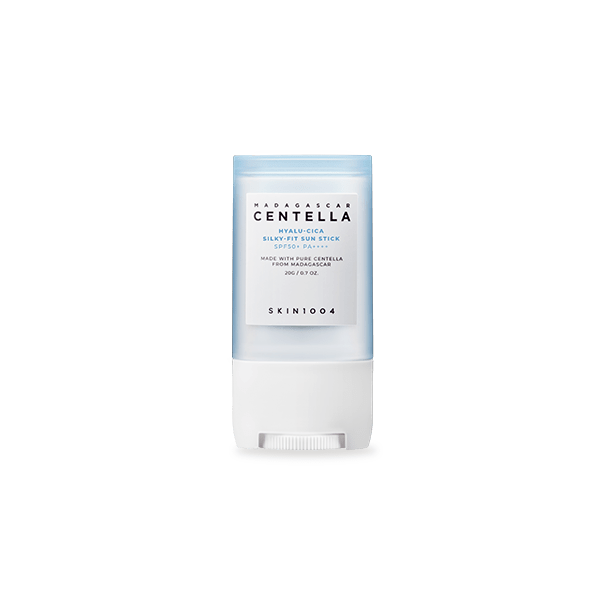 Sun stick 20g standing next to 7g travel version