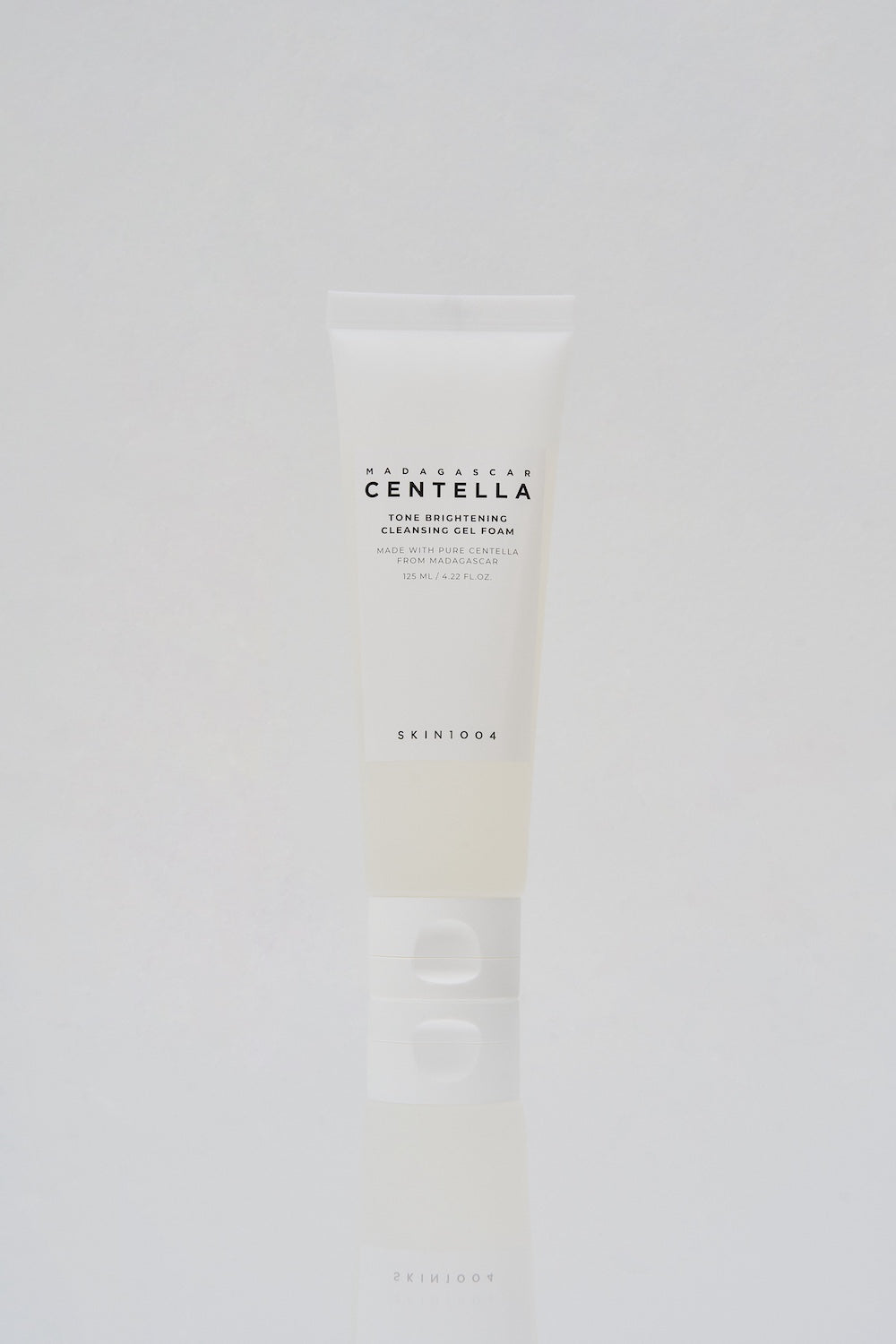 SKIN1004 Madagascar Centella Tone Brightening Cleansing Gel Foam 125ml Korean cleanser product image