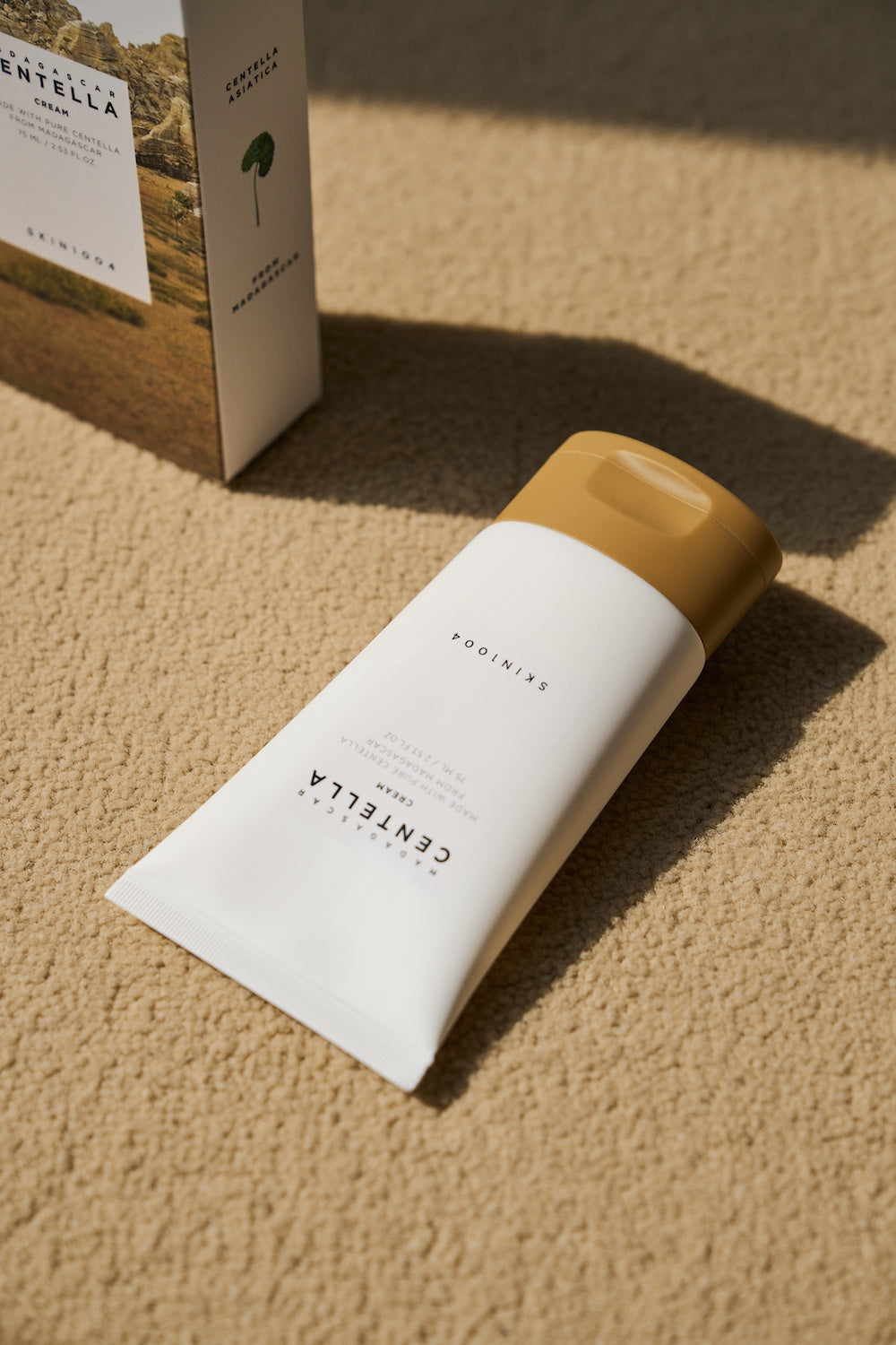 Full ingredient list on cream packaging