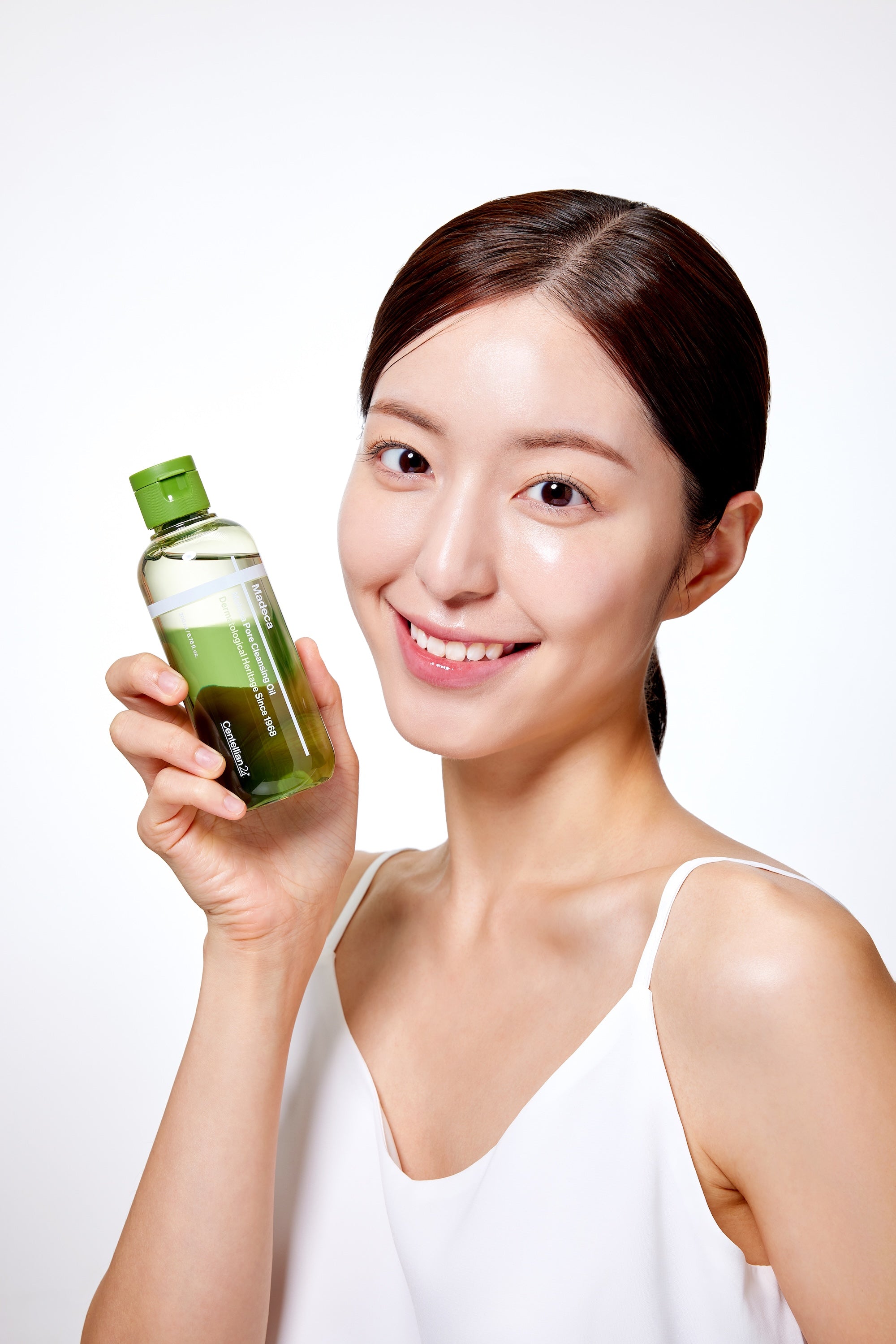 Centellian24 Madeca Matcha Pore Cleansing Oil 200ml Korean cleanser product image