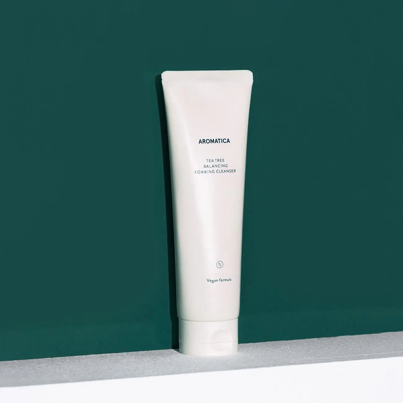 [Aromatica] Tea Tree Balancing Foaming Cleanser 180ml - Enrapturecosmetics