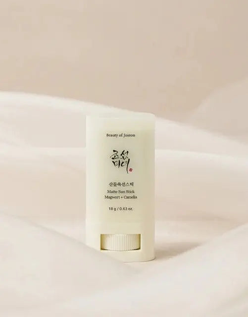 [BeautyOfJoseon] Matte Sun Stick : Mugwort + Camelia 18g - Enrapturecosmetics