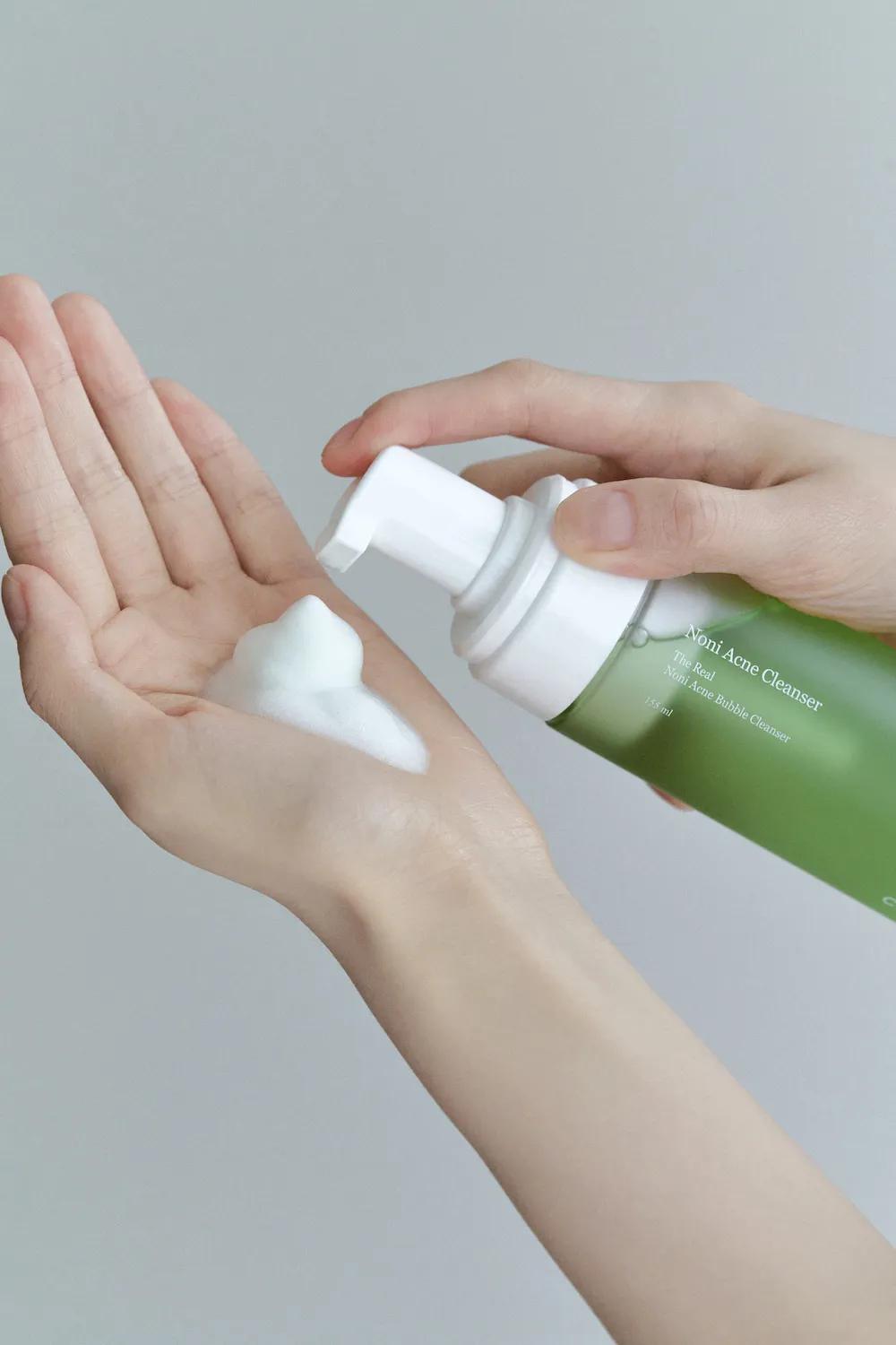 celimax The Real Noni Acne Bubble Cleanser 155ml